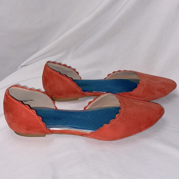 Restricted Shoes - 🔥🔥3 for $24🔥🔥Restricted Velvet Flats - Salmon peach color